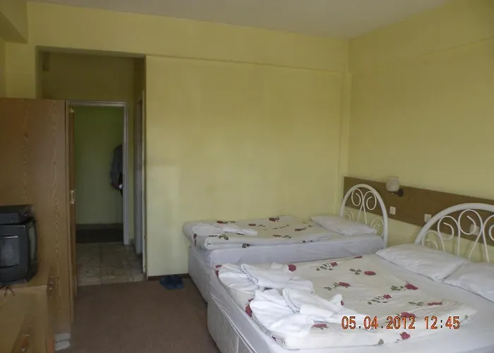 Zelve 3* أفانوس